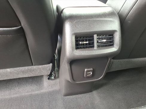 Used 2023 Chevrolet Equinox RS AWD/4WD image 27