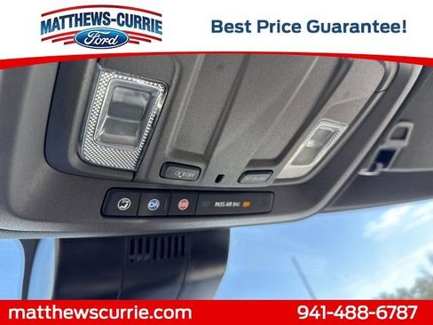 Used 2024 GMC Sierra 3500 SLE w/ SLE Convenience Package image 24