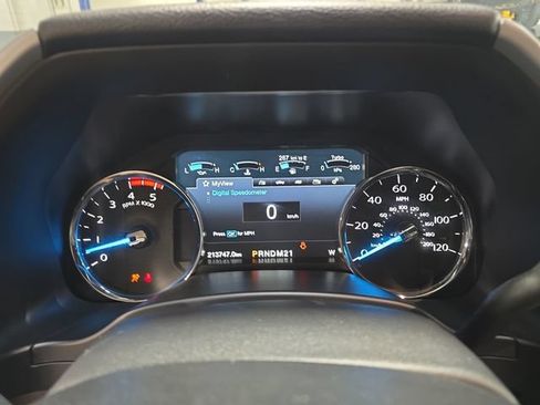 Used 2018 Ford F250 Lariat w/ Lariat Ultimate Package AWD/4WD image 22