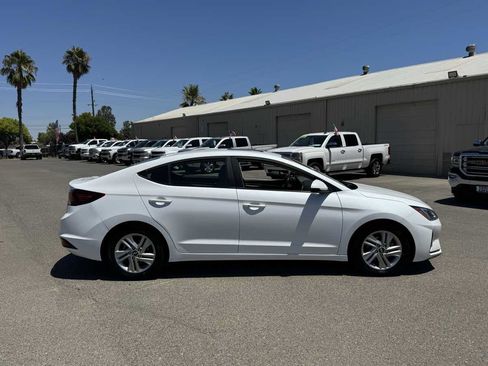 Used 2020 Hyundai Elantra Value Edition w/ Cargo Package (C1) FWD image 10