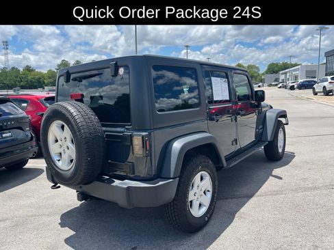 Used 2017 Jeep Wrangler Unlimited Sport w/ Quick Order Package 24S AWD/4WD image 3