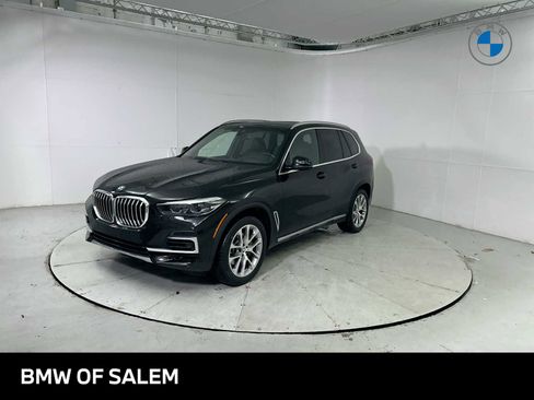 Used 2023 BMW X5 xDrive40i w/ Premium Package image 1
