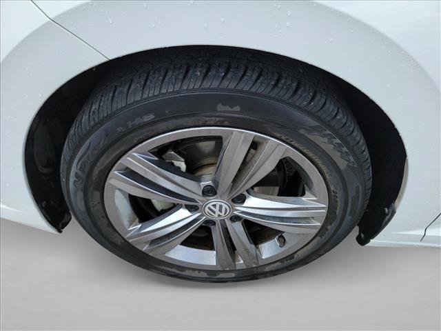 Used 2020 Volkswagen Jetta R-Line FWD image 10