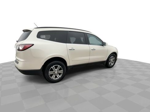 Used 2015 Chevrolet Traverse LT image 8