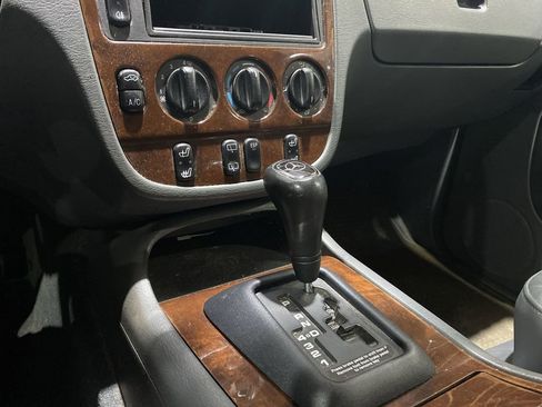 Used 1999 Mercedes-Benz ML 320 ML 320 image 9