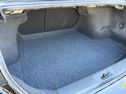 Used 2025 Nissan Sentra SV image 19