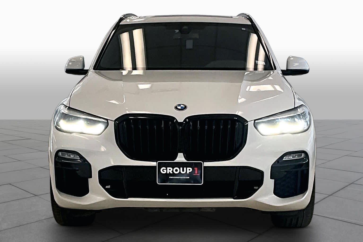 Used 2020 BMW X5 xDrive40i w/ M Sport Package AWD/4WD image 3