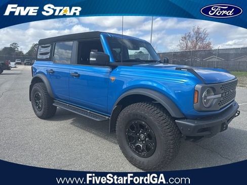 Used 2023 Ford Bronco Badlands image 1