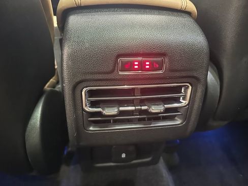 Used 2022 Lincoln Corsair Reserve w/ Equipment Group 201A image 22