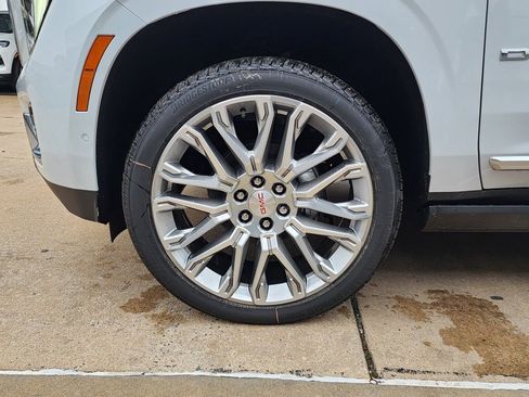 New 2026 GMC Yukon Denali w/ Denali Reserve Package AWD/4WD image 66