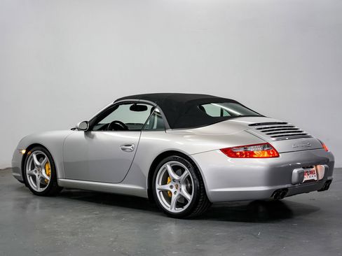 Used 2005 Porsche 911 Carrera S RWD image 8