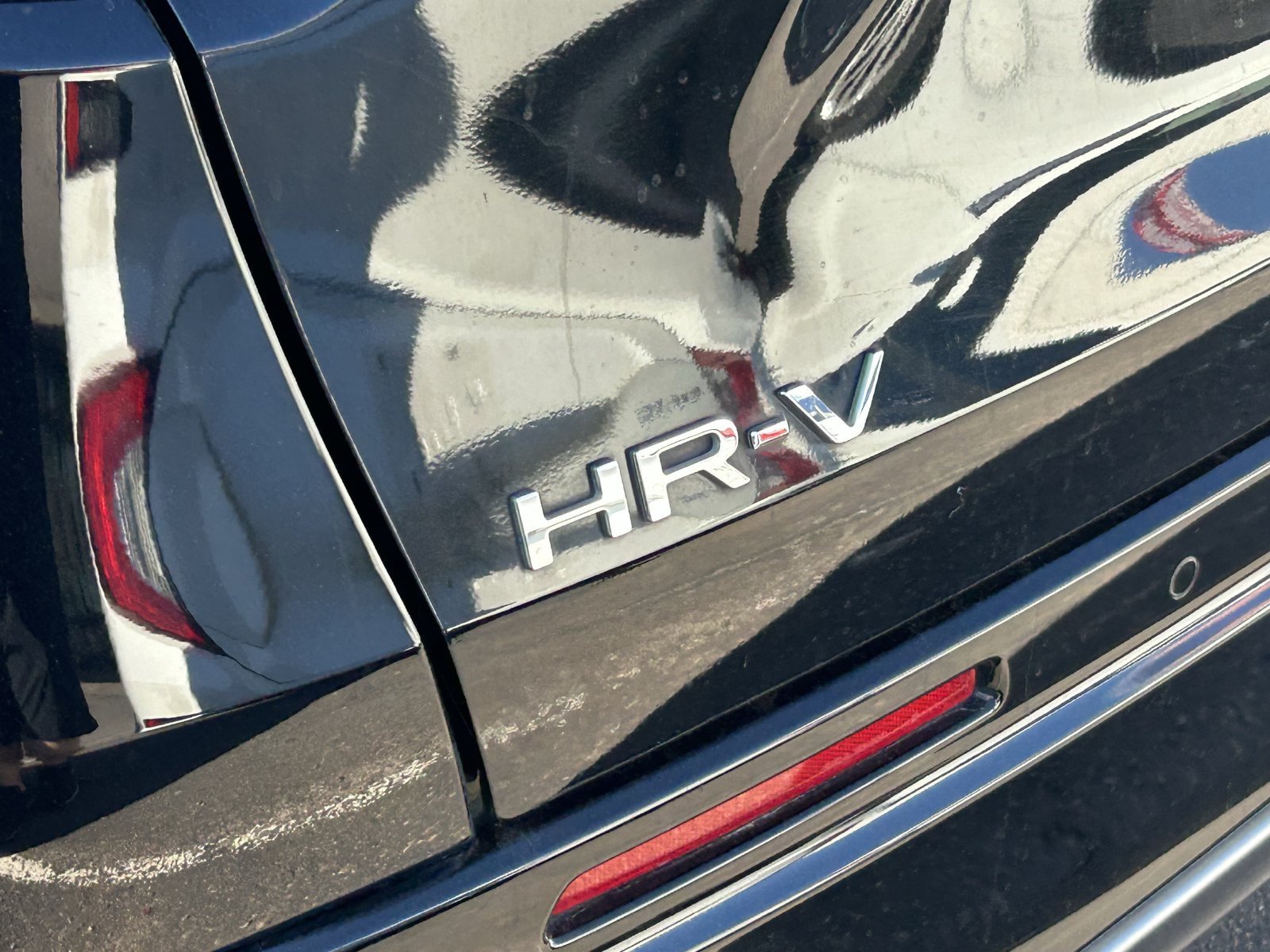 Certified 2023 Honda HR-V EX-L image 9