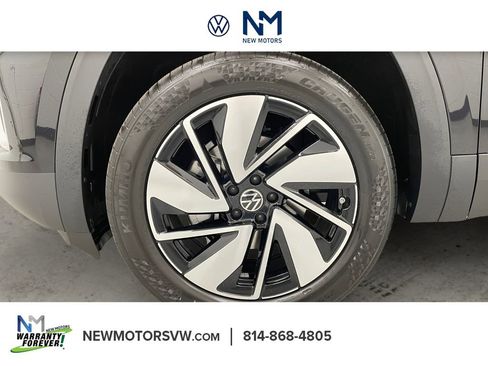 New 2026 Volkswagen Atlas SEL image 13