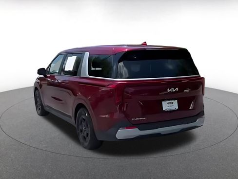 Used 2026 Kia Carnival FWD image 16