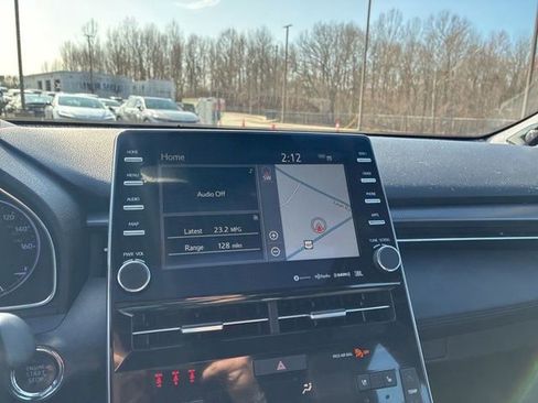 Used 2019 Toyota Avalon Touring image 16