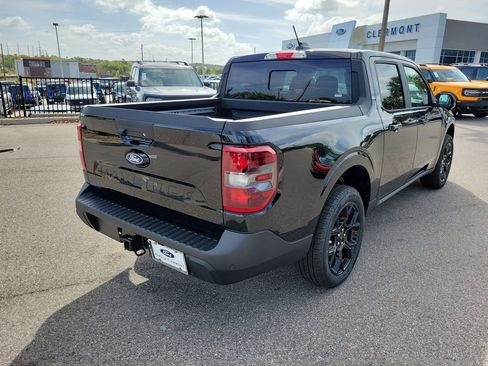 New 2026 Ford Maverick Lariat w/ Black Appearance Package image 5