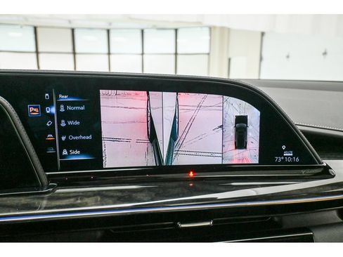 Used 2024 Cadillac Escalade Premium Luxury AWD/4WD image 63