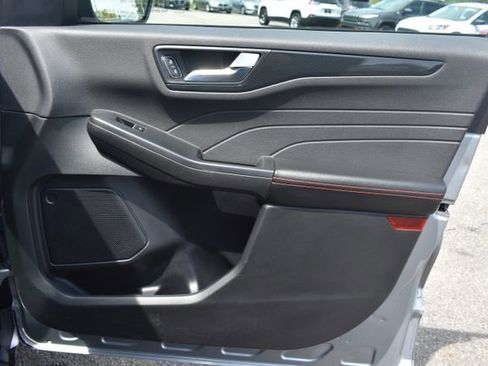 Used 2023 Ford Escape ST-Line AWD/4WD image 44