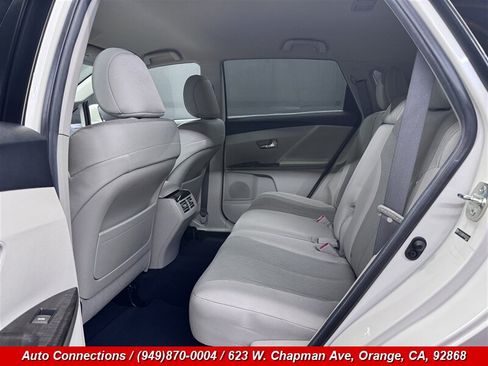 Used 2015 Toyota Venza LE FWD image 9