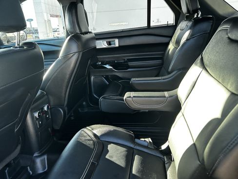 Used 2023 Ford Explorer ST w/ Equipment Group 401A image 11