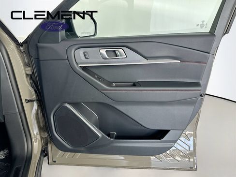 New 2026 Ford Explorer ST AWD/4WD image 33