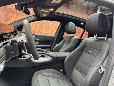 New 2026 Mercedes-Benz GLE 53 AMG 4MATIC Coupe image 3