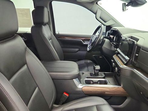 Used 2023 Chevrolet Silverado 1500 RST w/ Redline Edition image 22