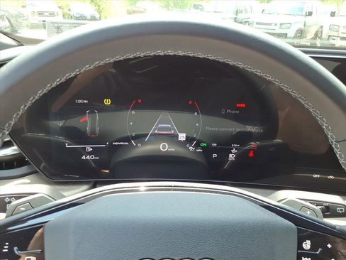 Certified 2025 Audi Q5 Premium w/ Convenience Package AWD/4WD image 17