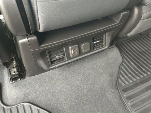Certified 2022 Chevrolet Silverado 1500 LT image 20