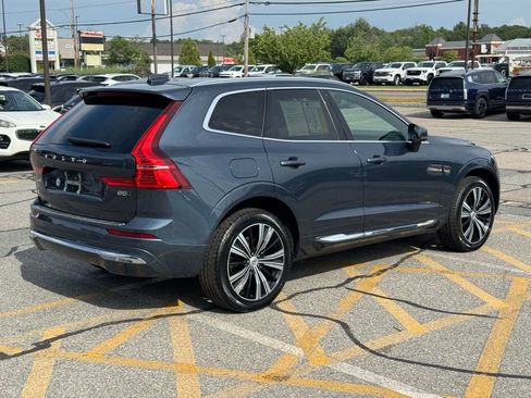Used 2022 Volvo XC60 B5 Inscription w/ Climate Package image 6