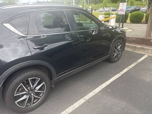 Used 2018 MAZDA CX-5 Touring w/ Preferred Equipment Package FWD image 7