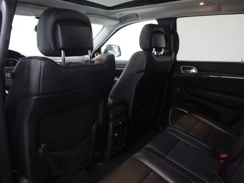 Used 2018 Jeep Grand Cherokee Summit AWD/4WD image 37