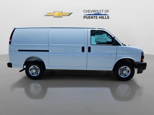 New 2026 Chevrolet Express 2500 w/ Driver Convenience Package RWD image 9