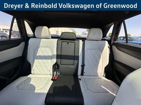 New 2026 Volkswagen Atlas Cross Sport SEL Premium R-Line AWD/4WD image 30