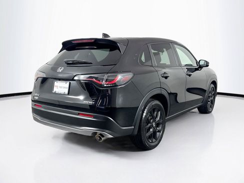 Used 2024 Honda HR-V Sport image 2