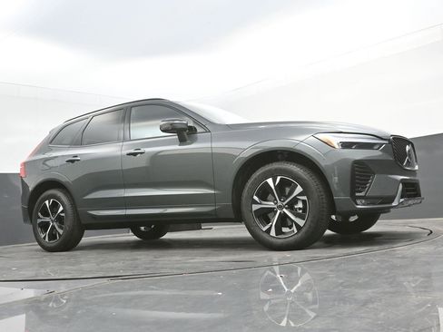 New 2026 Volvo XC60 B5 Core image 23