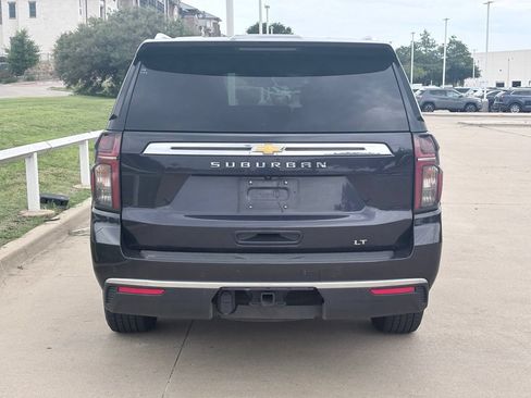 Used 2024 Chevrolet Suburban LT AWD/4WD image 5