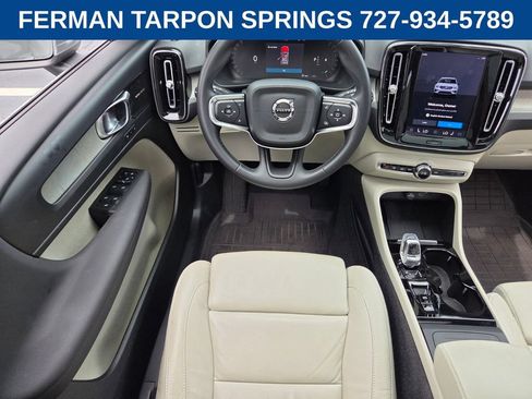 Certified 2024 Volvo XC40 B5 Plus w/ Protection Package Premier AWD/4WD image 14
