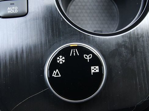 Used 2023 Nissan Rogue SV w/ SV Premium B Package image 26