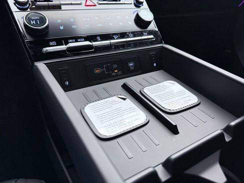 New 2026 Hyundai Santa Fe Calligraphy FWD image 18