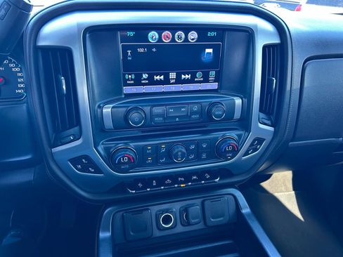 Used 2018 GMC Sierra 1500 SLT w/ SLT Premium Package image 4