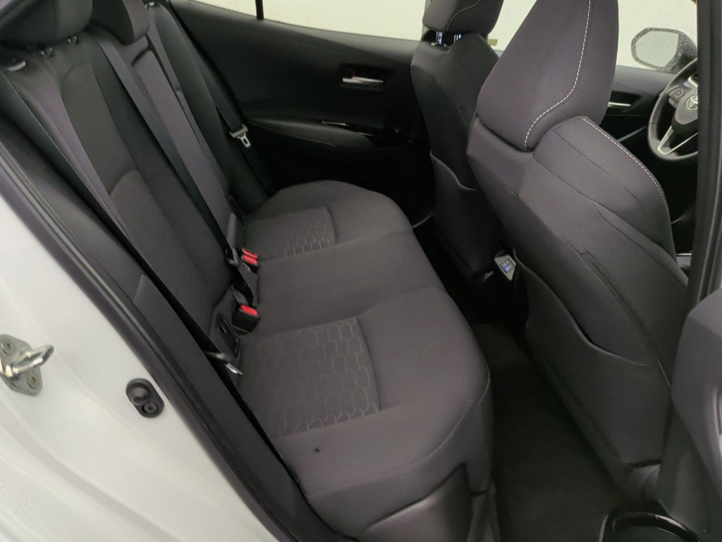 Used 2024 Toyota Corolla SE w/ SE Package FWD image 18