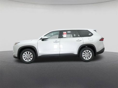 New 2026 Toyota Grand Highlander XLE image 19