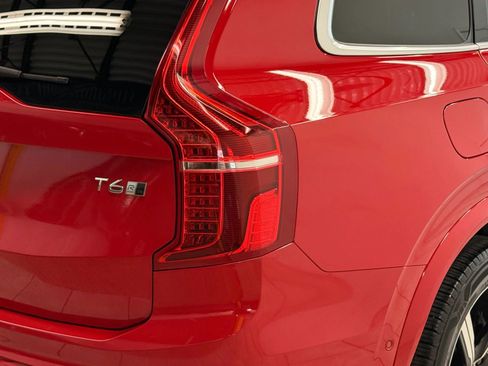Used 2018 Volvo XC90 T6 R-Design w/ Convenience Package AWD/4WD image 10