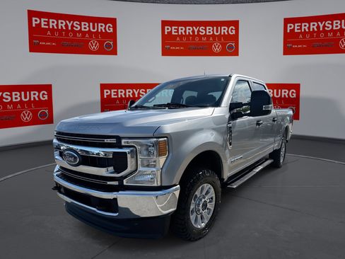 Used 2022 Ford F250 XLT image 1