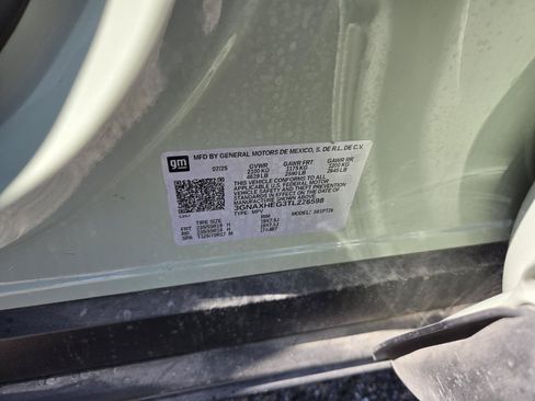 Used 2026 Chevrolet Equinox LT w/ Convenience Package II FWD image 27