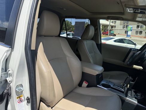 Used 2017 Toyota 4Runner Limited AWD/4WD image 26