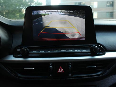 Used 2020 Kia Forte LXS FWD image 35