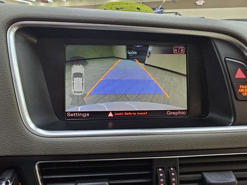 Used 2011 Audi Q5 3.2 Prestige AWD/4WD image 28