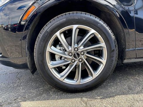 Used 2025 Lincoln Corsair Grand Touring w/ Equipment Group 301A AWD/4WD image 8
